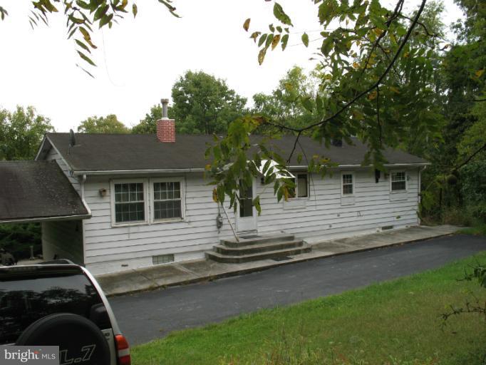 3274 Green Spring Road Winchester, VA 22603 - Photo 6 of 18 Exterior (Rear)
