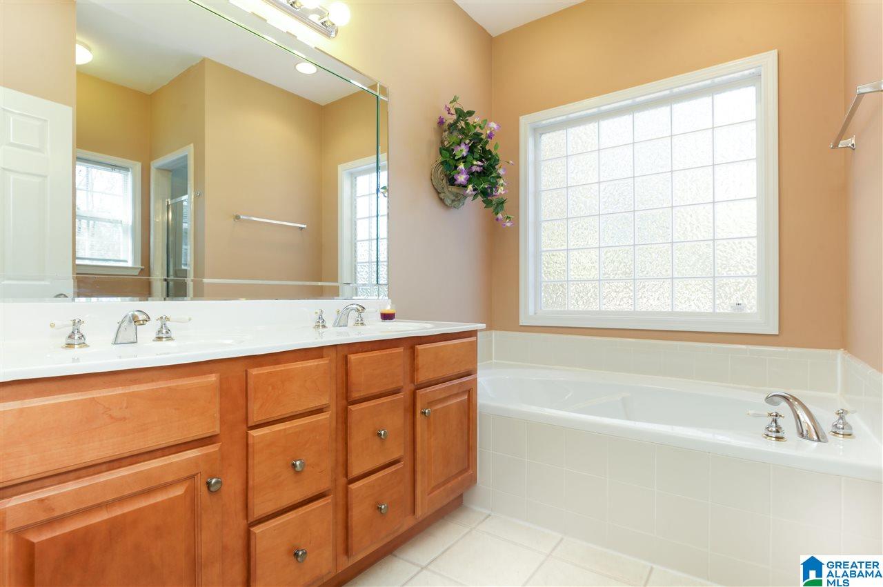 306 Lake View Circle Riverside, AL 35135 - Photo 22 of 35