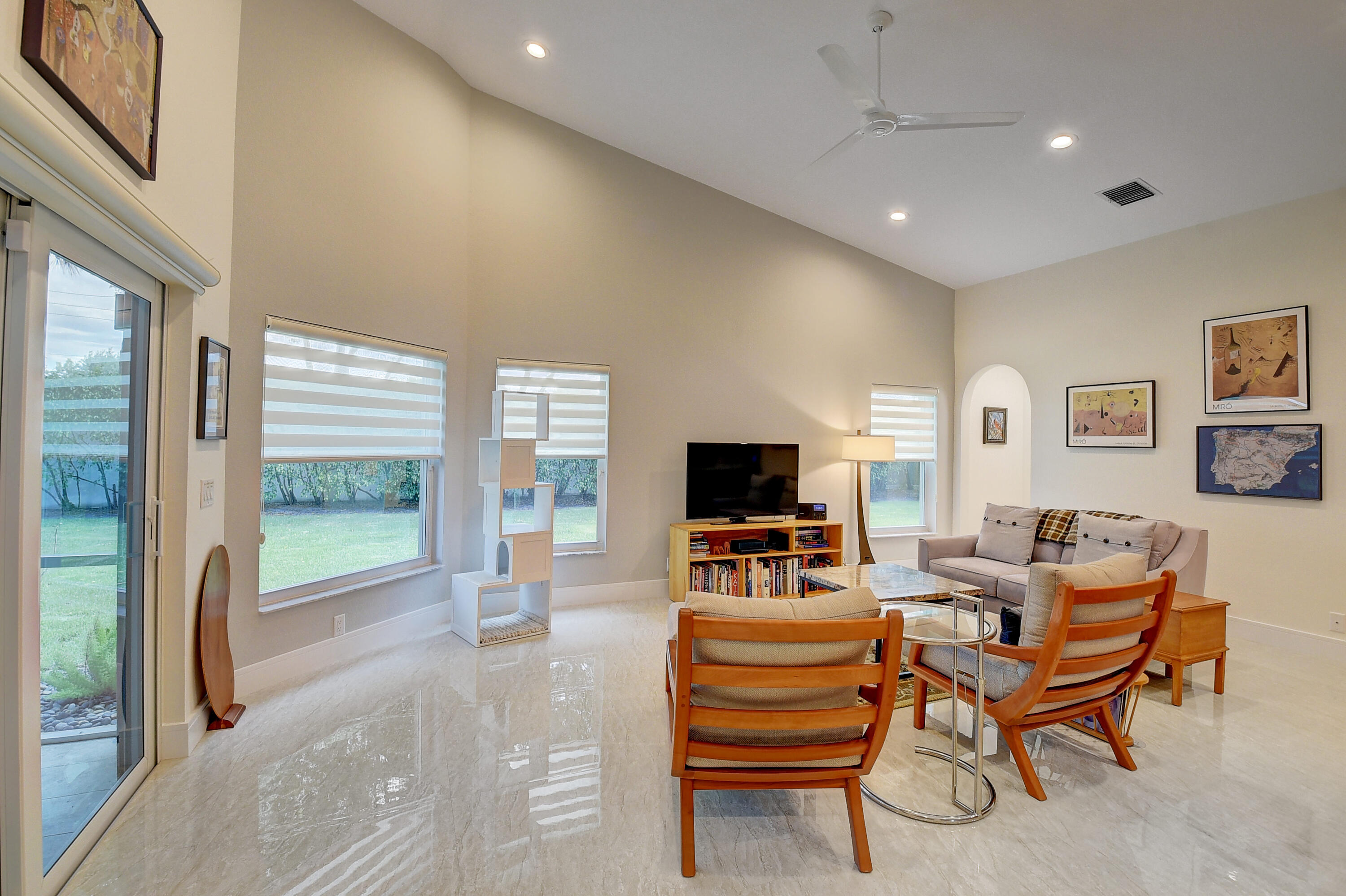7332 Falls Road West Boynton Beach, FL 33437 - Photo 12 of 43 Watch TV and Bird Watch