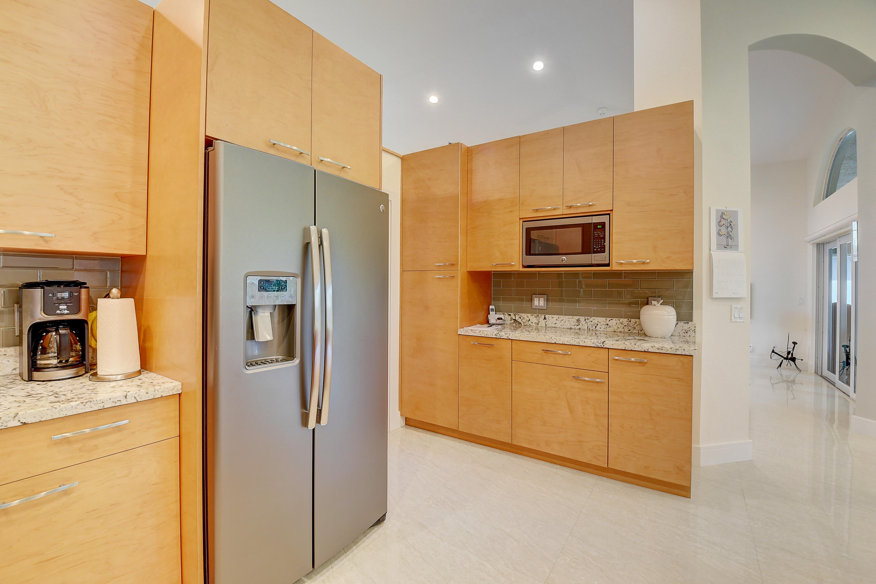 7332 Falls Road West Boynton Beach, FL 33437 - Photo 3 of 43 Tons of Cabinets