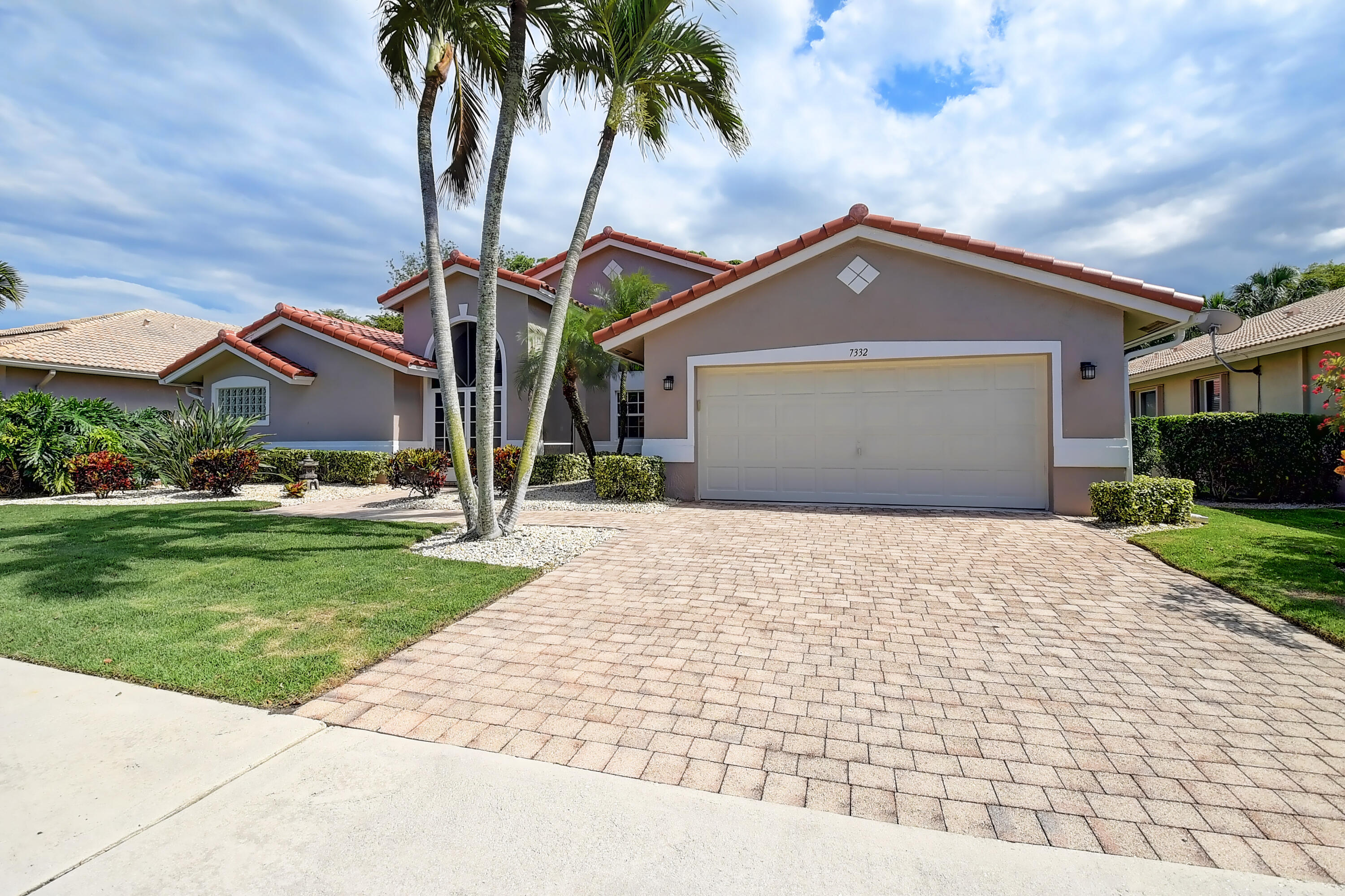 7332 Falls Road West Boynton Beach, FL 33437 - Photo 6 of 43 Large Paver Driveway