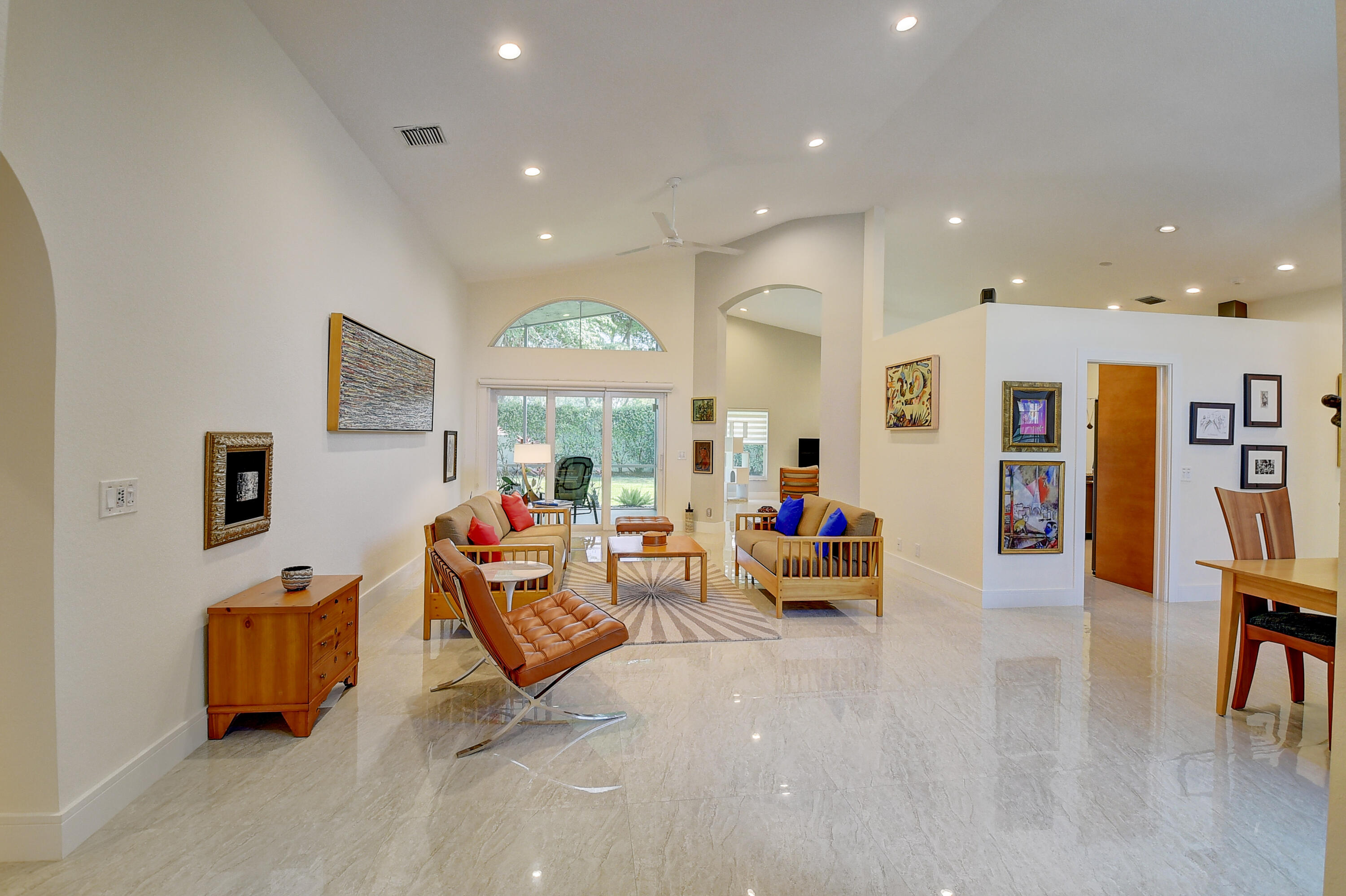 7332 Falls Road West Boynton Beach, FL 33437 - Photo 8 of 43 Light and Bright Entry