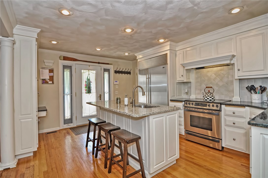 3120 Diamond Hill Road Cumberland, RI 02864 - Photo 4 of 38 Gallery Image 4