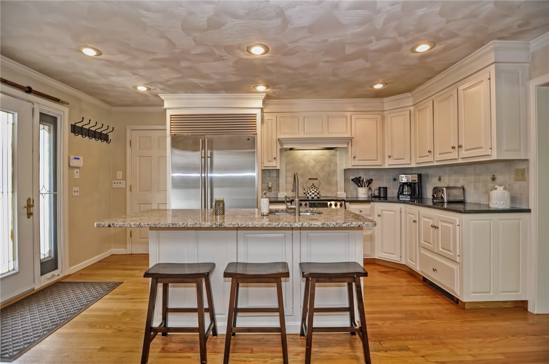 3120 Diamond Hill Road Cumberland, RI 02864 - Photo 6 of 38 Gallery Image 6