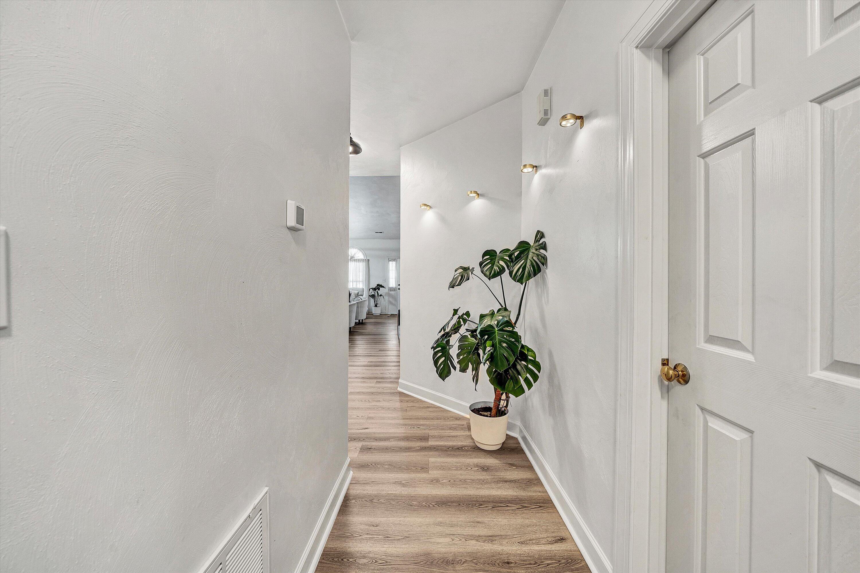 5424 Quail Ridge Court Roanoke, VA 24018 - Photo 20 of 41 a view of a hallway with wooden floor