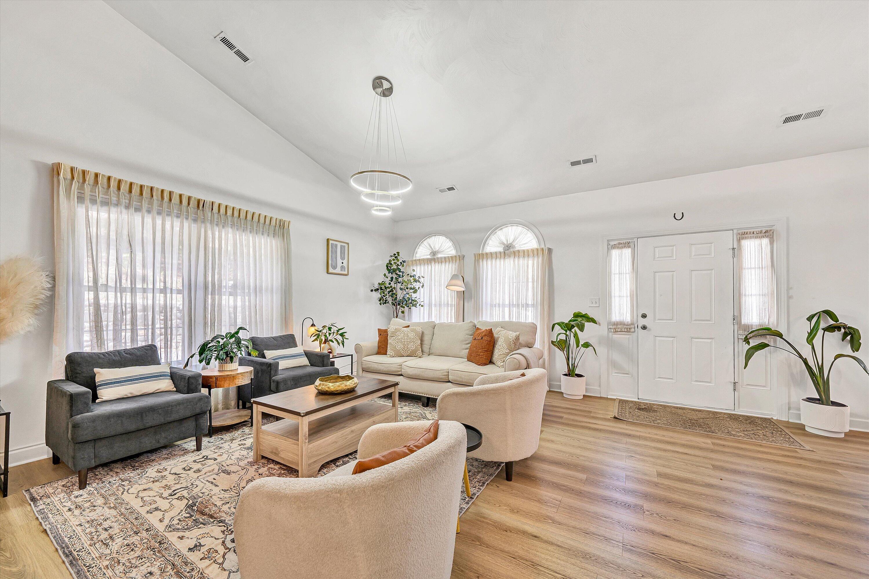 5424 Quail Ridge Court Roanoke, VA 24018 - Photo 3 of 41 a living room with furniture and a large window