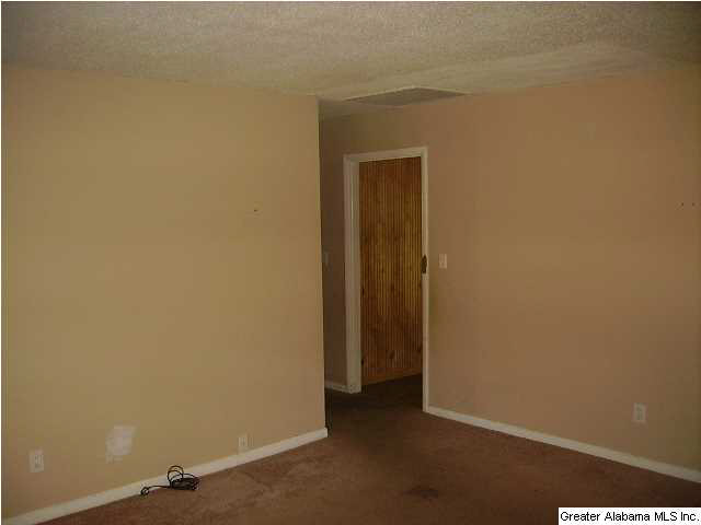 711 Dates Circle Bessemer, AL 35023 - Photo 3 of 14