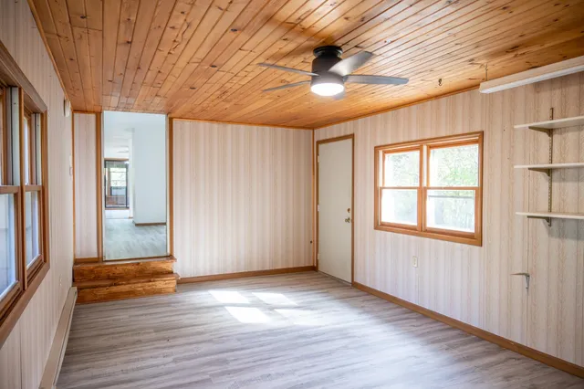 $285,000 | N11898 County Rd G, Necedah, WI 54646