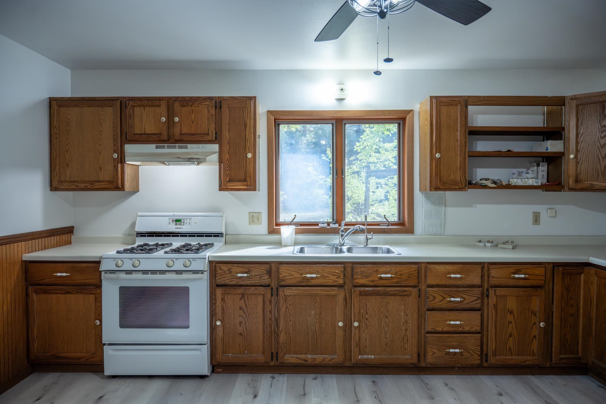 N11898 County Rd G Necedah, WI 54646 - Photo 9 of 49