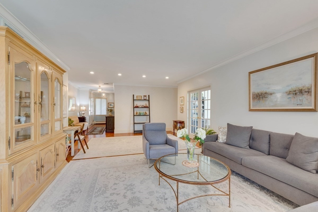 206 Allandale Road, Unit 2A Chestnut Hill, MA 02467 - Photo 7 of 39 Gallery Image 7