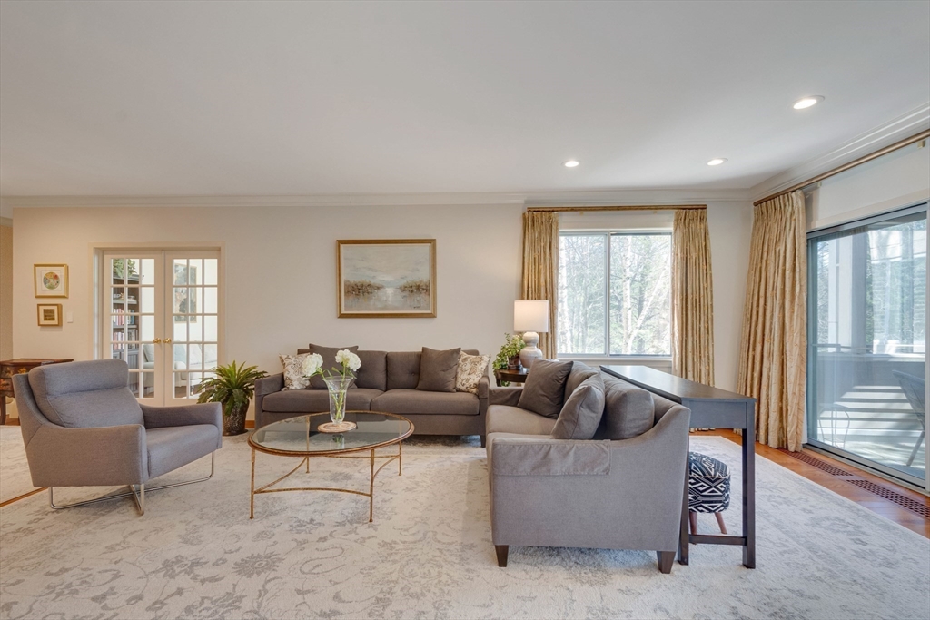 206 Allandale Road, Unit 2A Chestnut Hill, MA 02467 - Photo 8 of 39 Gallery Image 8