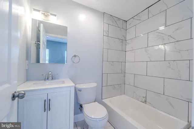 $289,900 | 4225 Park Heights Avenue, Baltimore, MD 21215