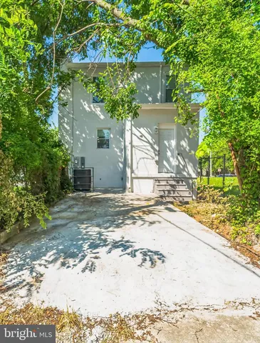 $289,900 | 4225 Park Heights Avenue, Baltimore, MD 21215