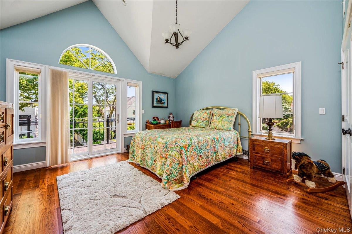 83 Ithaca Avenue Atlantic Beach, NY 11509 - Photo 29 of 45 Bedroom / Vaulted Ceiling & Balcony