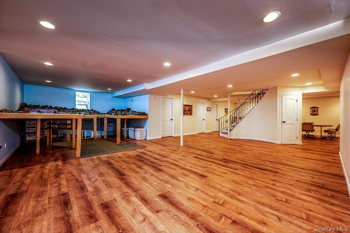 83 Ithaca Avenue Atlantic Beach, NY 11509 - Photo 35 of 45 Lower Level Features Enormous Den