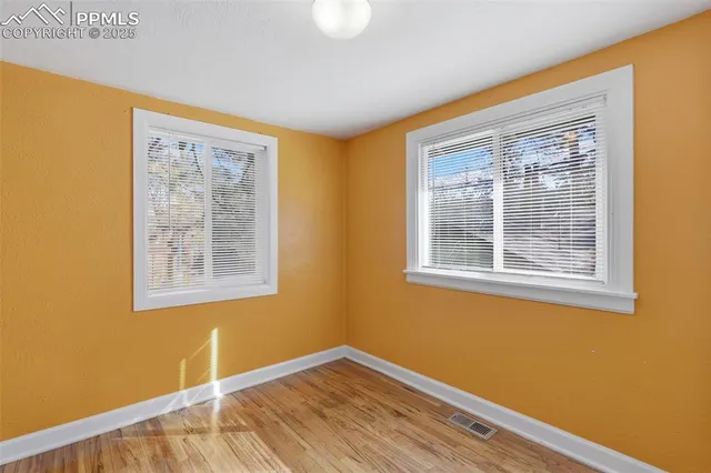 $350,000 | 2002 Oak Way, Colorado Springs, CO 80906