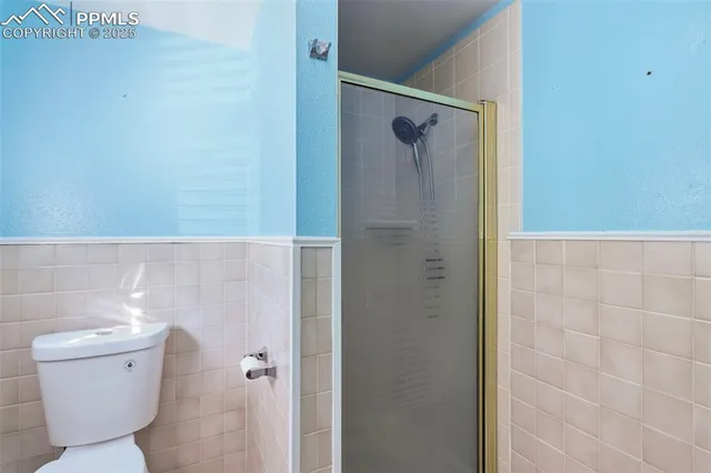 $350,000 | 2002 Oak Way, Colorado Springs, CO 80906