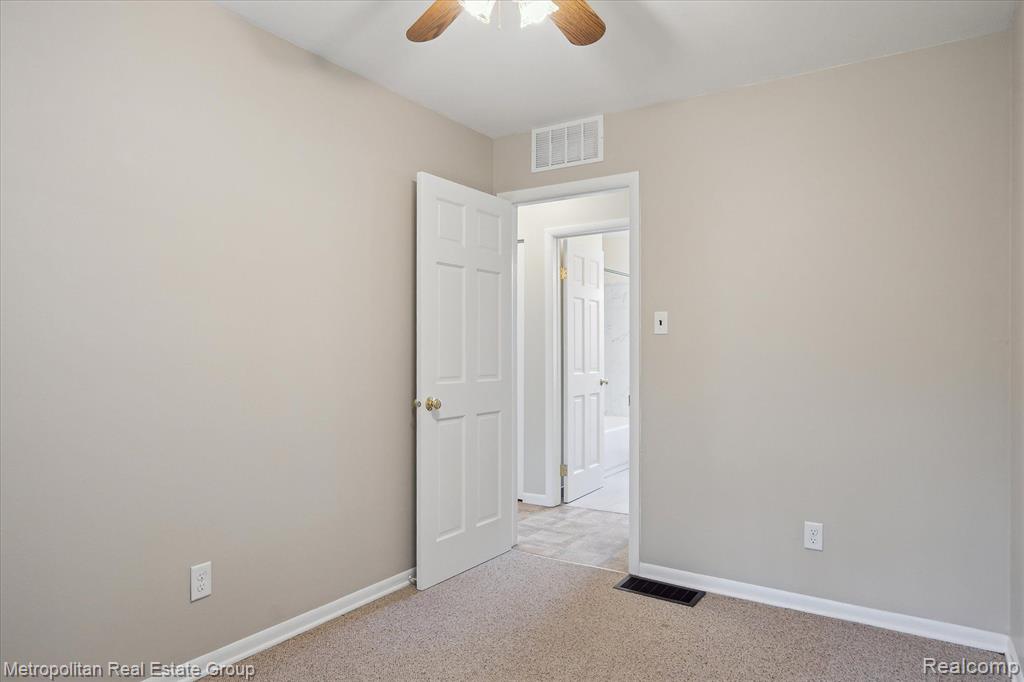 2850 Pardee Road Howell, MI 48843 - Photo 19 of 45
