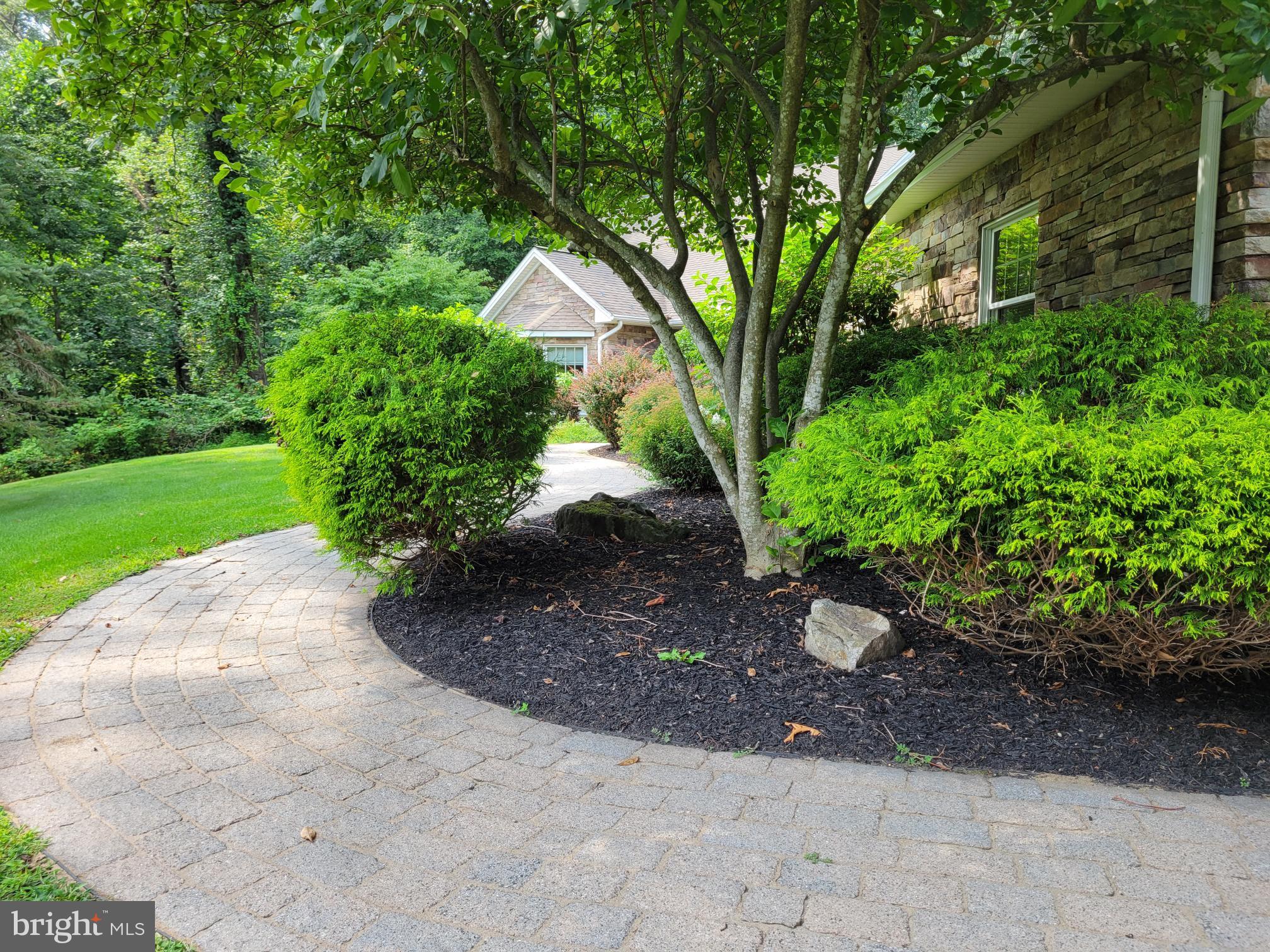 371 Kintner Road Kintnersville, PA 18930 - Photo 3 of 27 Gallery Image 3
