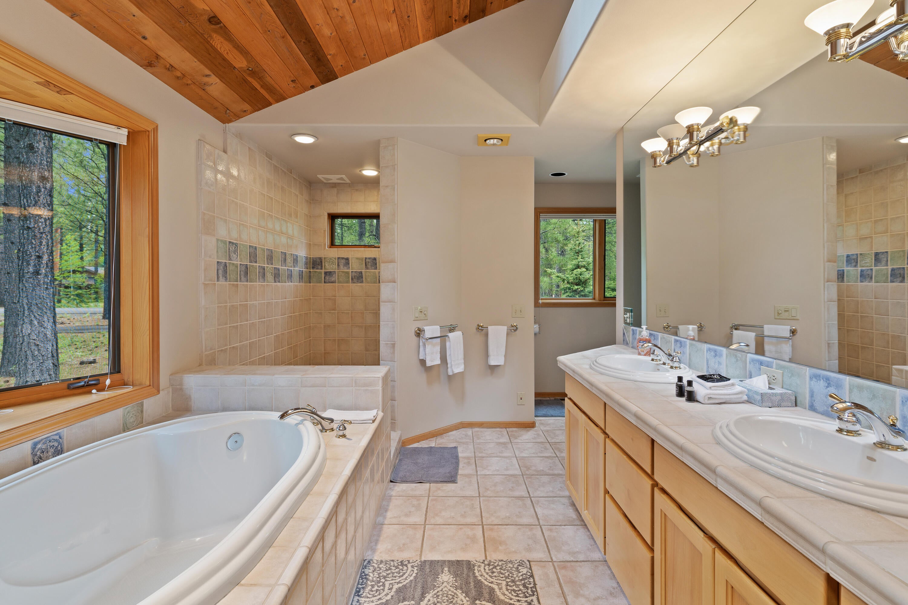 13370 Spirea Black Butte Ranch, OR 97759 - Photo 19 of 34 DSC02546