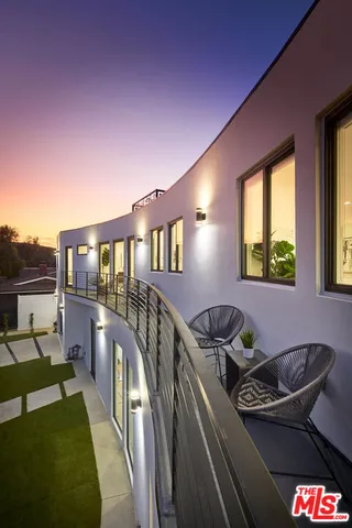 $2,395,000 | 4338 Huntley Avenue, Culver City, CA 90230