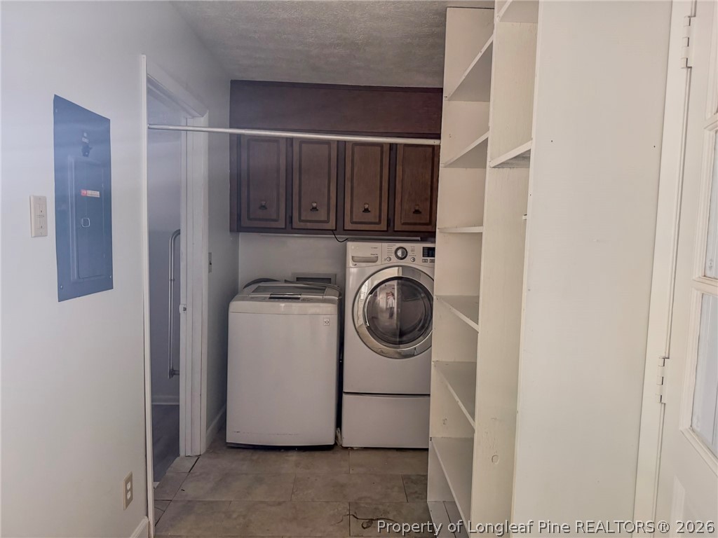 575 Veterans Road St. Pauls, NC 28384 - Photo 17 of 27 a utility room with dryer and washer