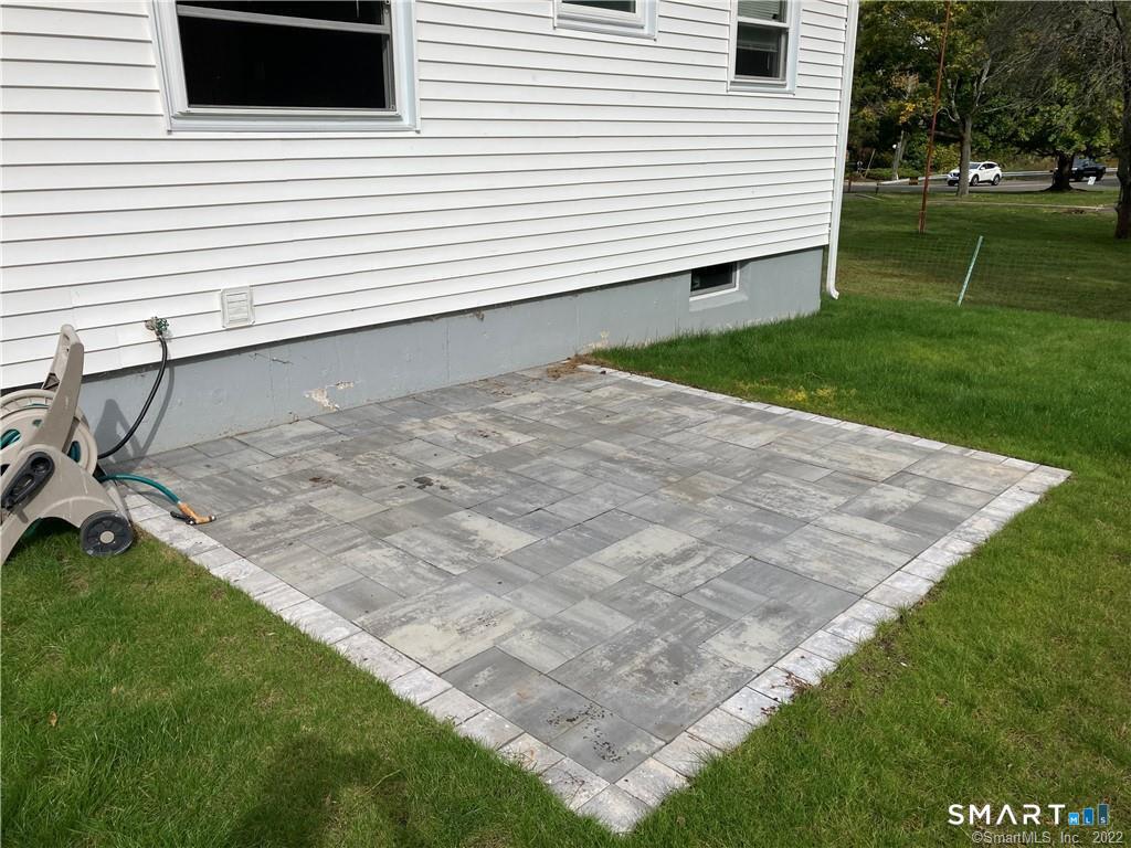 50 Short Beach Road Branford, CT 06405 - Photo 12 of 15 a view of a backyard with a garden