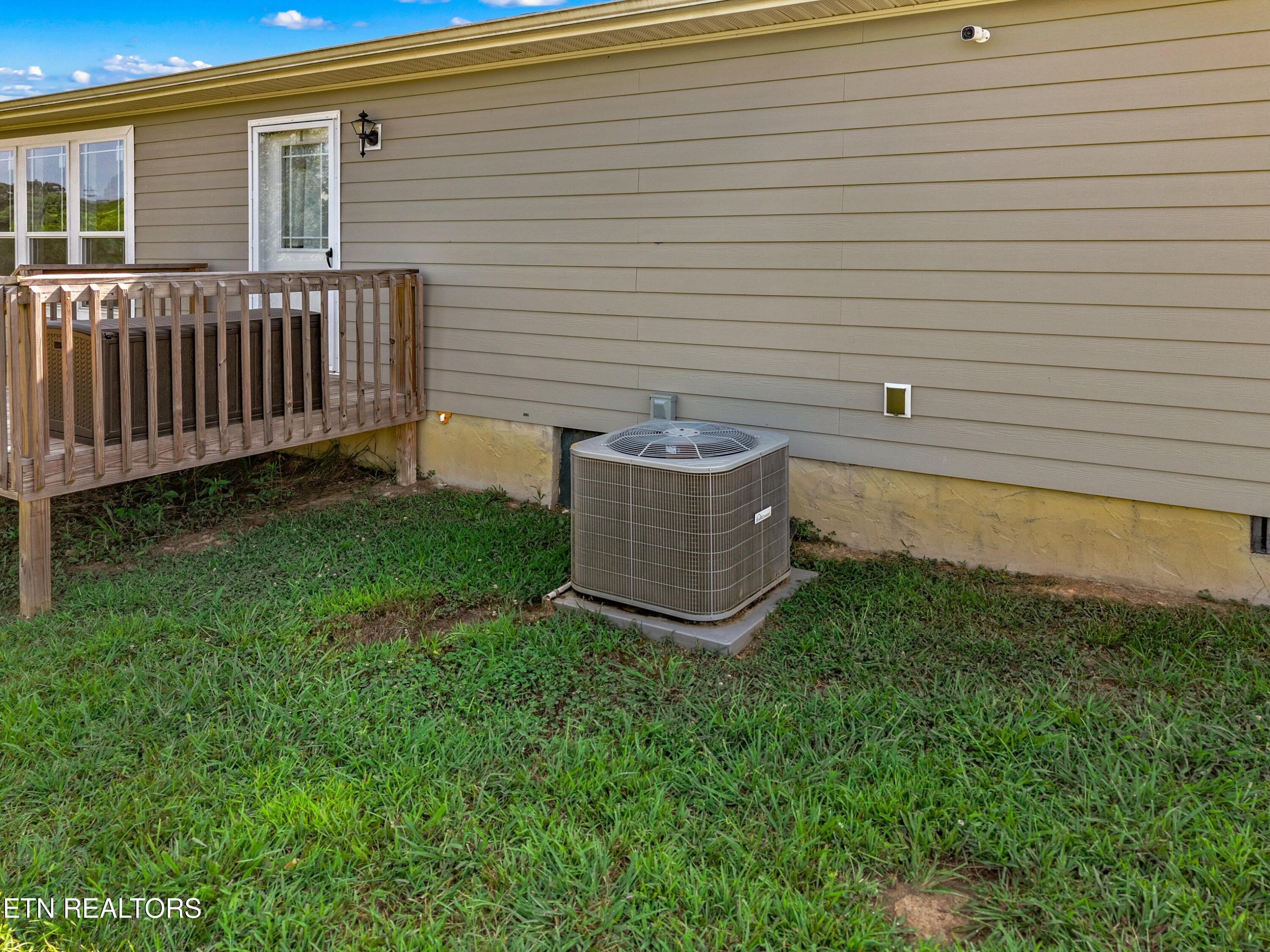 1516 River Path Morristown, TN 37813 - Photo 20 of 29 022-1516RiverPath-Morristown-TN-37813-SM