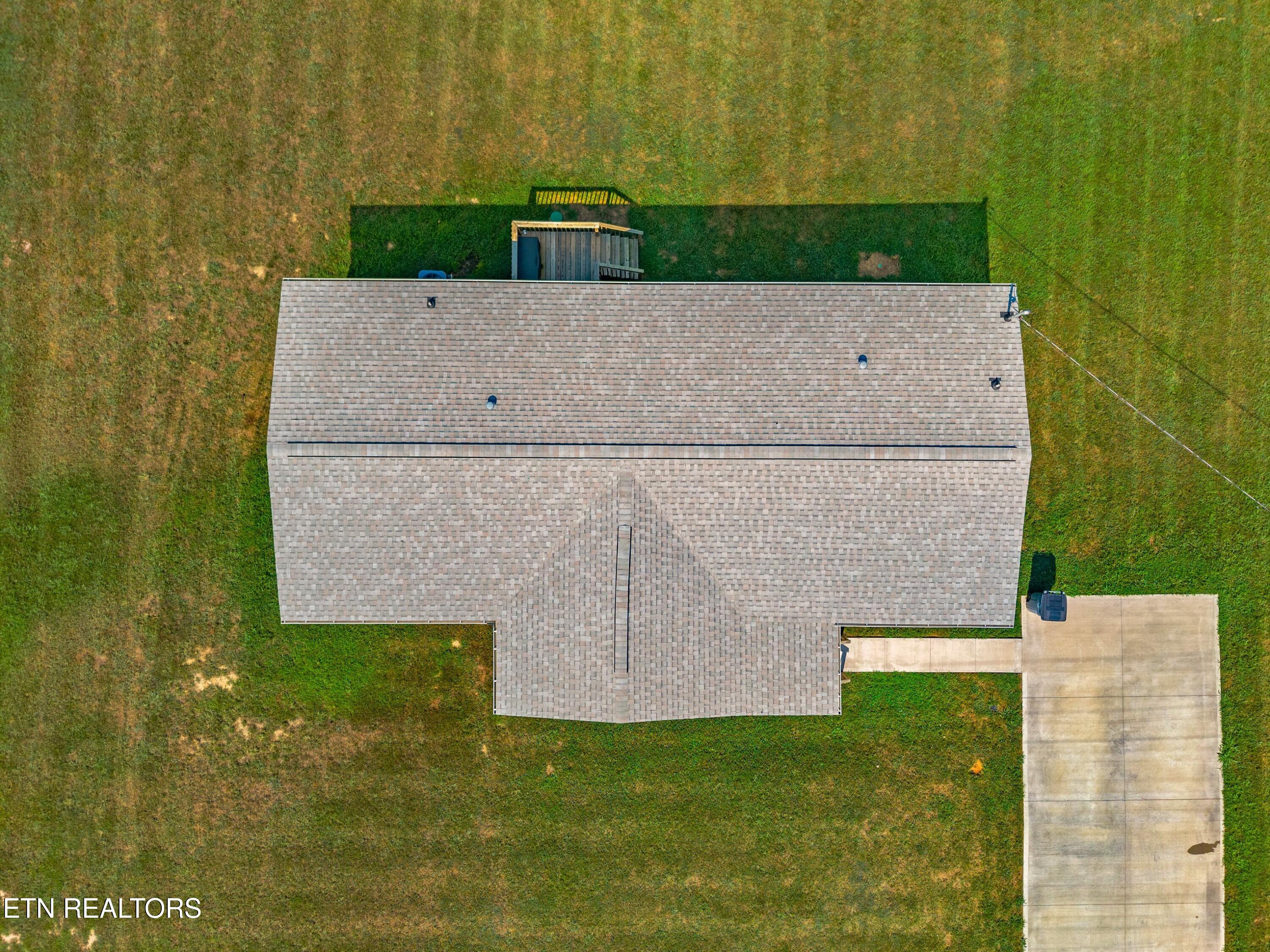 1516 River Path Morristown, TN 37813 - Photo 23 of 29 024-1516RiverPath-Morristown-TN-37813-SM