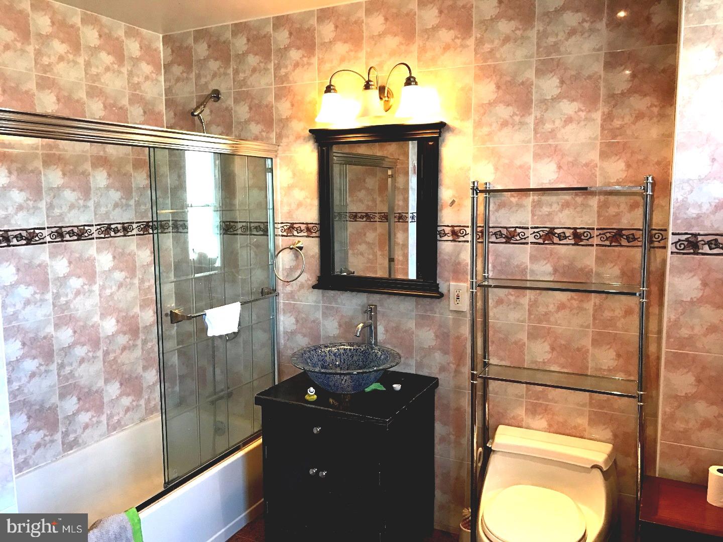 4401-3 Decatur Street Philadelphia, PA 19136 - Photo 5 of 10 Bedroom - Main