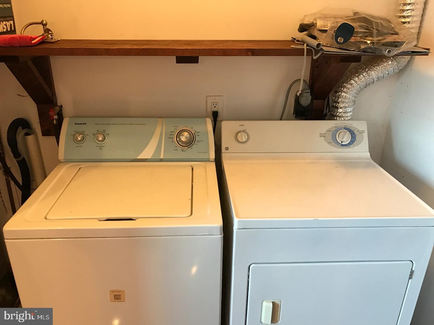 4401-3 Decatur Street Philadelphia, PA 19136 - Photo 6 of 10 Laundry Room
