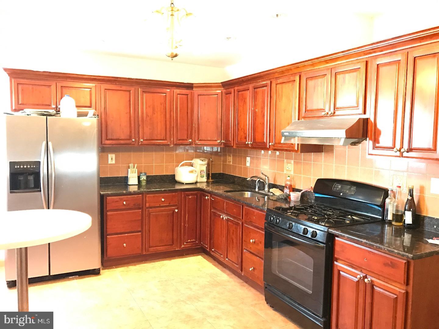 4401-3 Decatur Street Philadelphia, PA 19136 - Photo 7 of 10 Kitchen