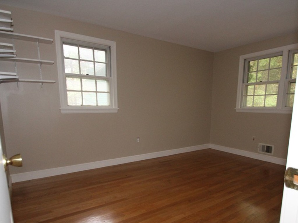 83 Warren Road Ashland, MA 01721 - Photo 6 of 18 Gallery Image 6