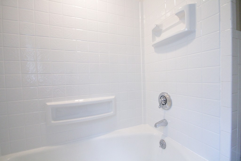 83 Warren Road Ashland, MA 01721 - Photo 9 of 18 Gallery Image 9