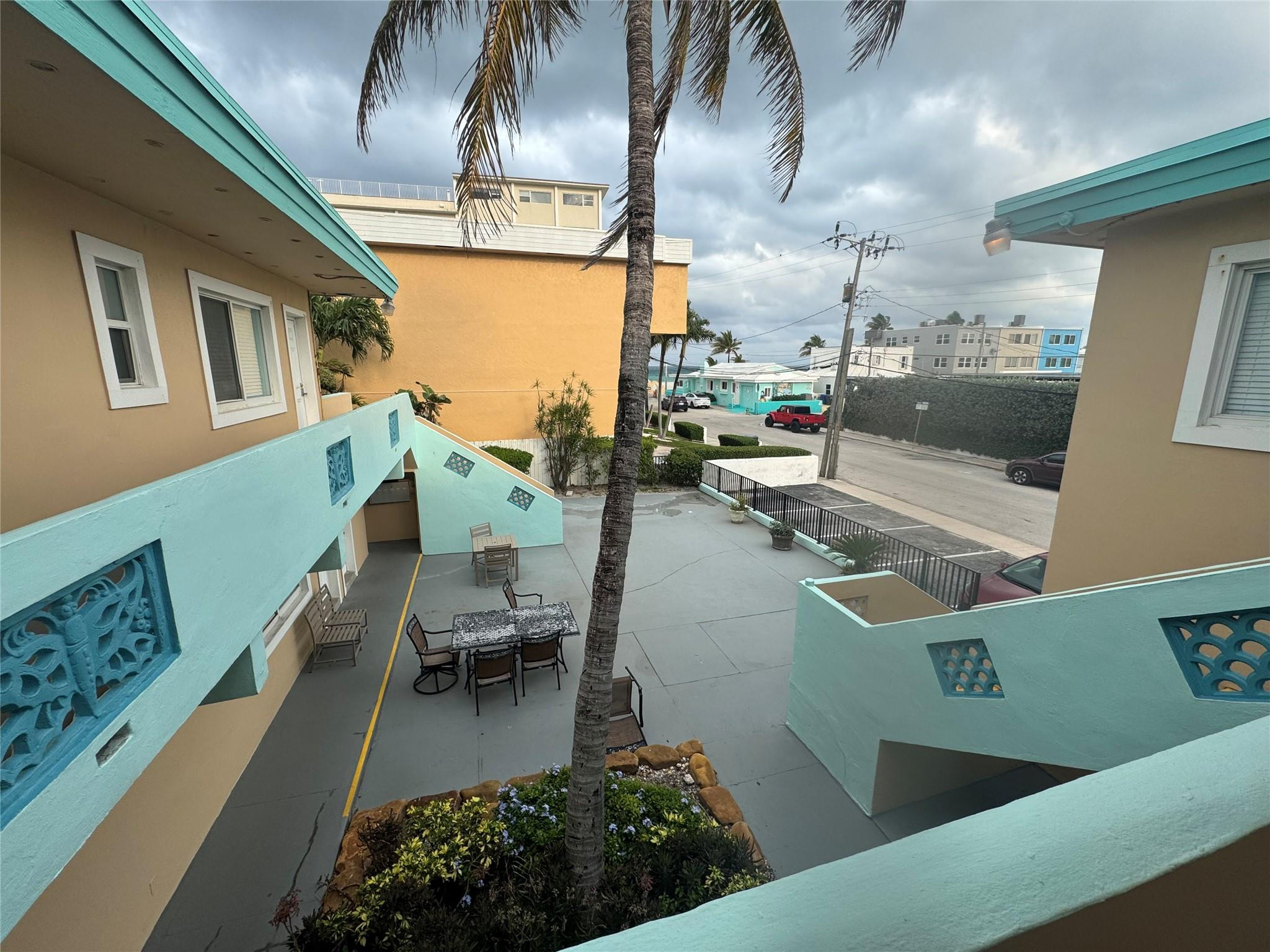 323 Monroe Street, Unit 2 Hollywood, FL 33019 - Photo 15 of 31 Photo 15