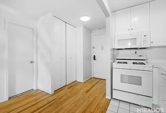 $5,400 | 304 East 20th Street, Unit PHH | Gramercy