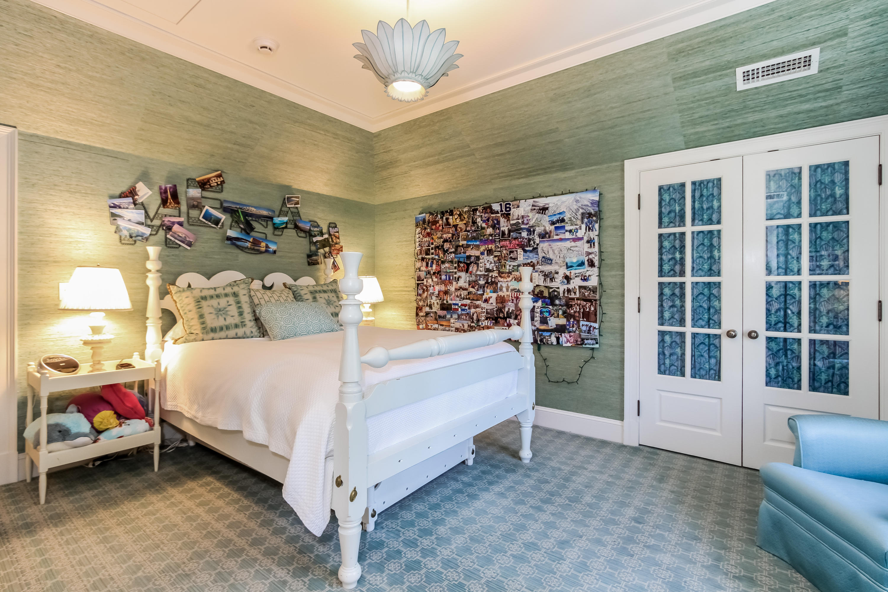 29 Sunswyck Road Darien, CT 06820 - Photo 35 of 59 a bed sitting in a bedroom next to a window