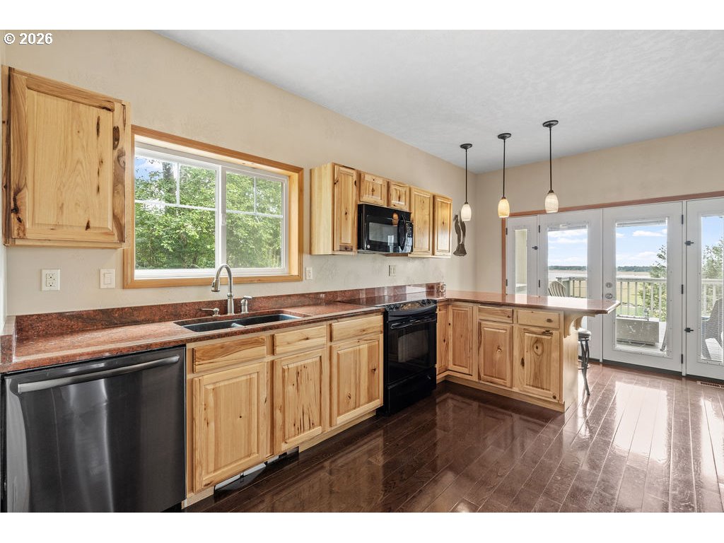 37025 Brooten Road Pacific City, OR 97135 - Photo 9 of 47 Kitchen