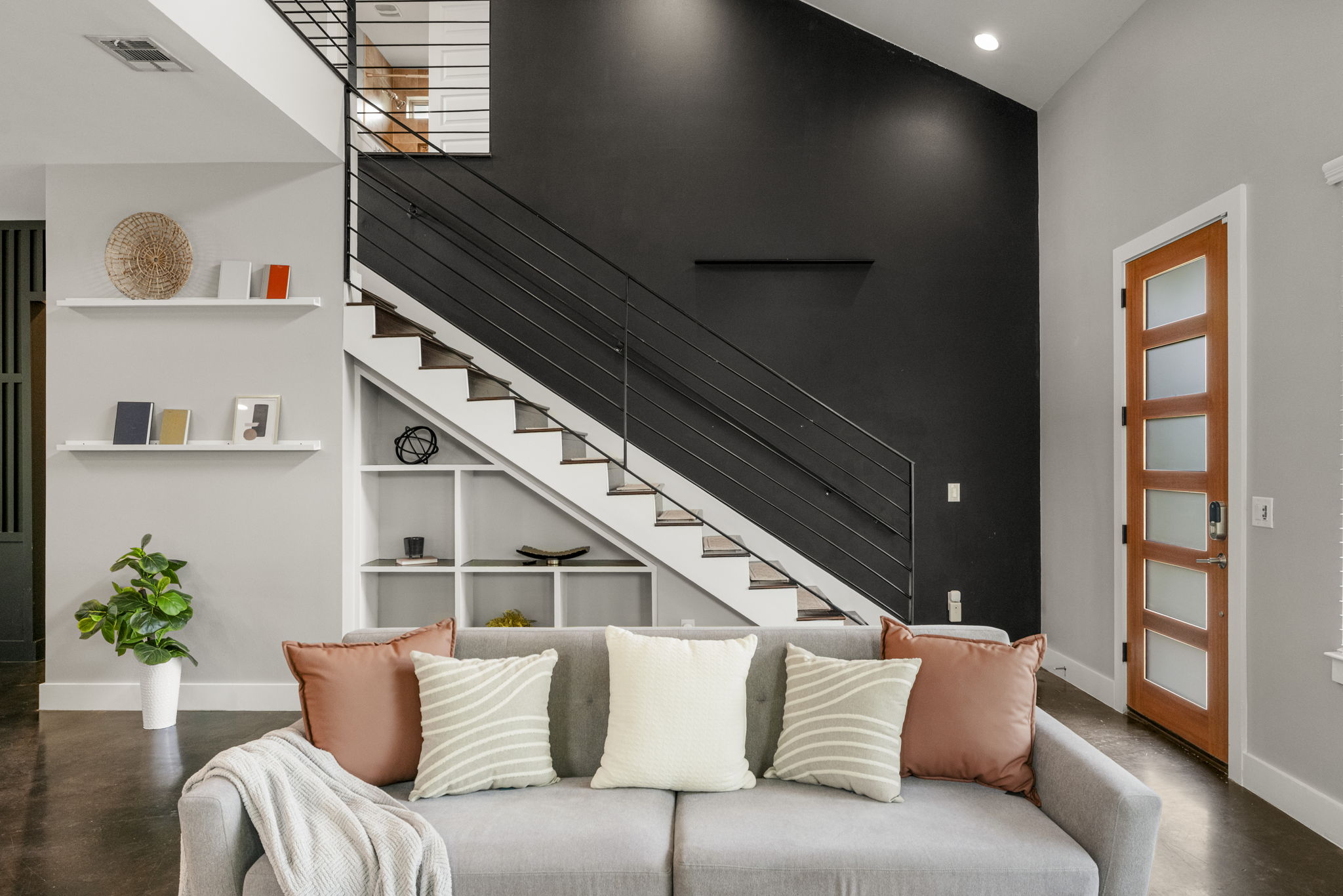 5204 Samuel Huston Avenue, Unit A Austin, TX 78721 - Photo 11 of 38