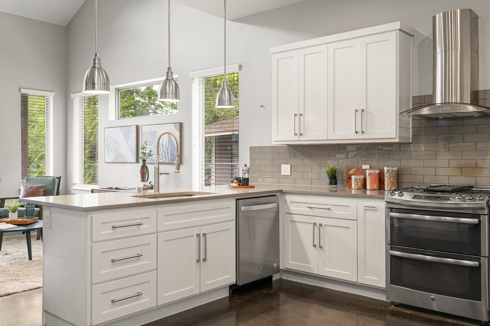 5204 Samuel Huston Avenue, Unit A Austin, TX 78721 - Photo 19 of 38