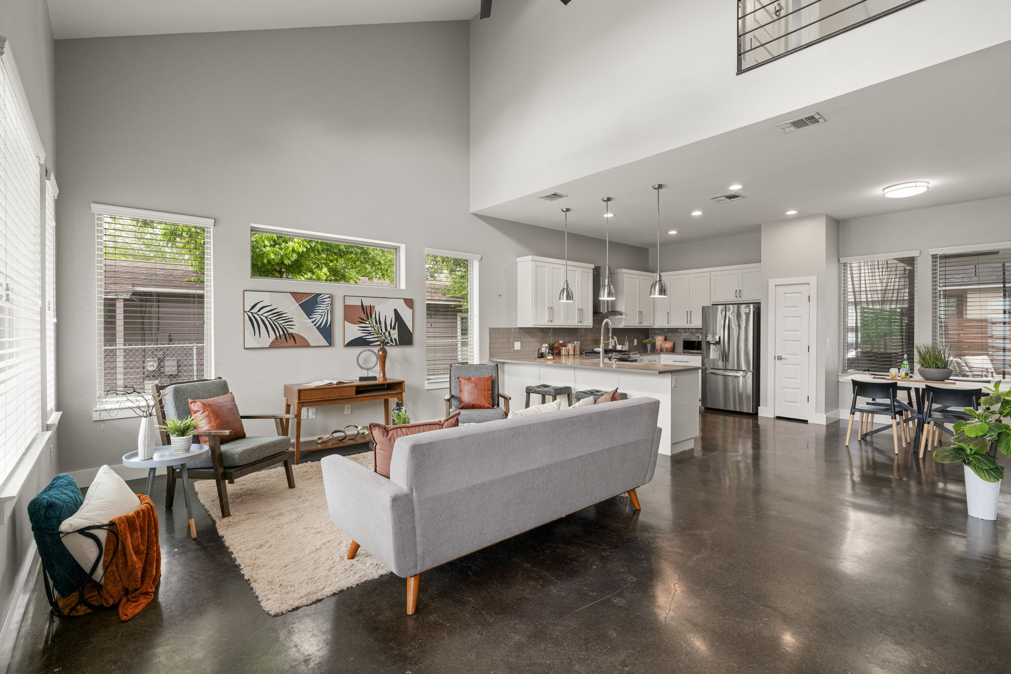 5204 Samuel Huston Avenue, Unit A Austin, TX 78721 - Photo 8 of 38