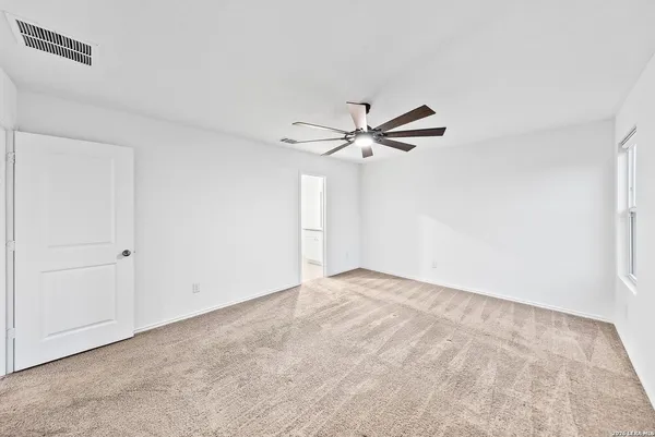 $1,995 | 401 Alta Vista Terrace, Seguin, TX 78155