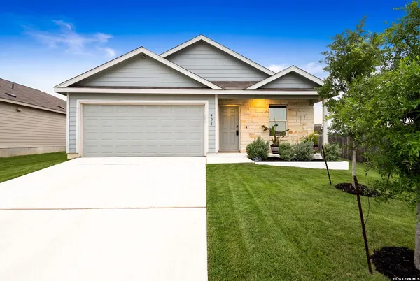 $1,995 | 401 Alta Vista Terrace, Seguin, TX 78155