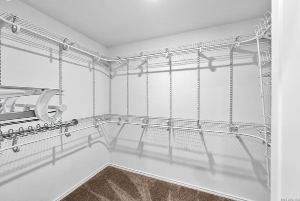 $1,995 | 401 Alta Vista Terrace, Seguin, TX 78155