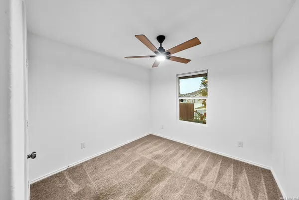 $1,995 | 401 Alta Vista Terrace, Seguin, TX 78155