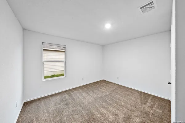 $1,995 | 401 Alta Vista Terrace, Seguin, TX 78155