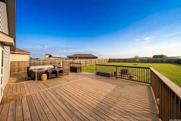 $1,995 | 401 Alta Vista Terrace, Seguin, TX 78155