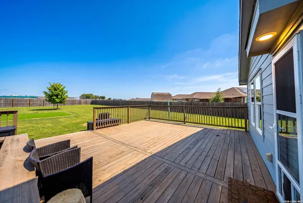 $1,995 | 401 Alta Vista Terrace, Seguin, TX 78155