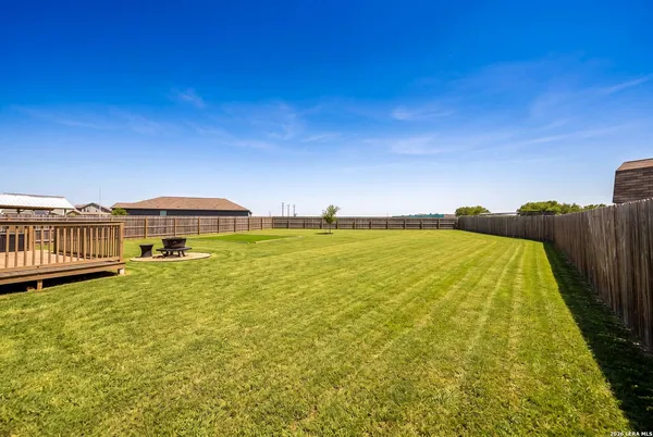 $1,995 | 401 Alta Vista Terrace, Seguin, TX 78155