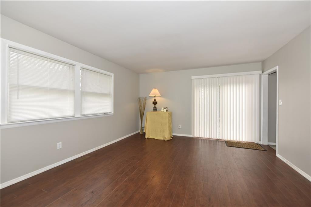 3931 Mitthoeffer Road Indianapolis, IN 46235 - Photo 11 of 19 Gallery Image 11